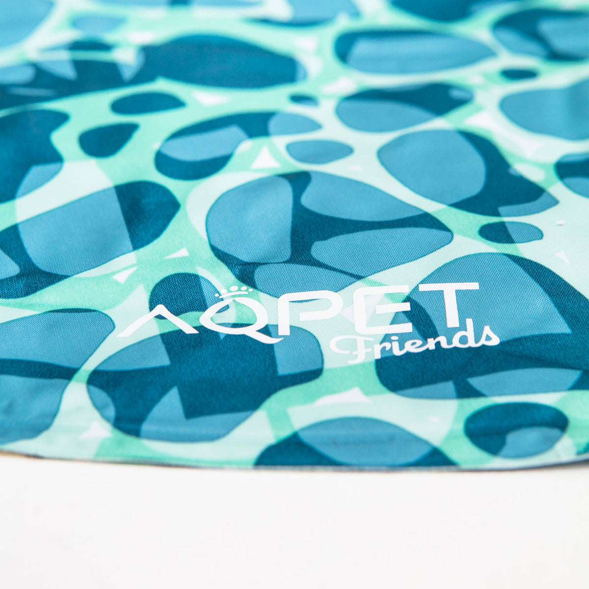 AQPET FRIENDS tapis rafraîchissant rond pour chien, gel non toxique, système d’autorefroidissement, motif Sea, diamètre 60 Cm